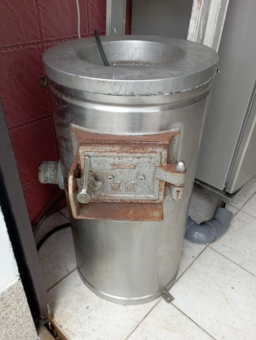 Máquina de descascar batatas