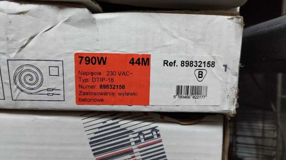 Przewód grzejny Devi 44 m 820w