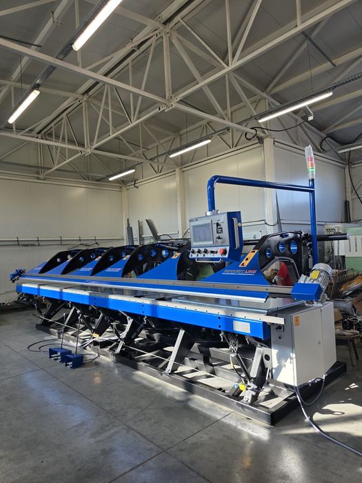 Giętarka do blachy CNC