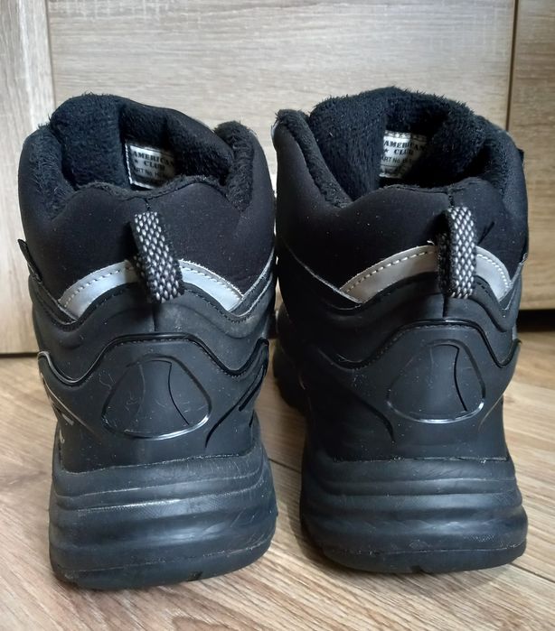 Buty zimowe 42 śniegowce, męskie, chłopięce.