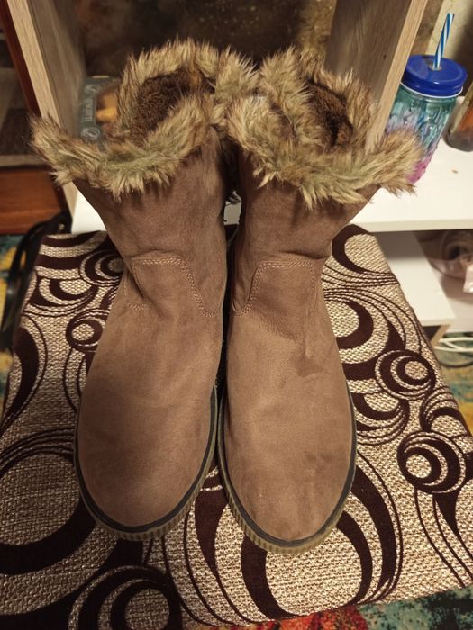 Зимові жіночі сапожки