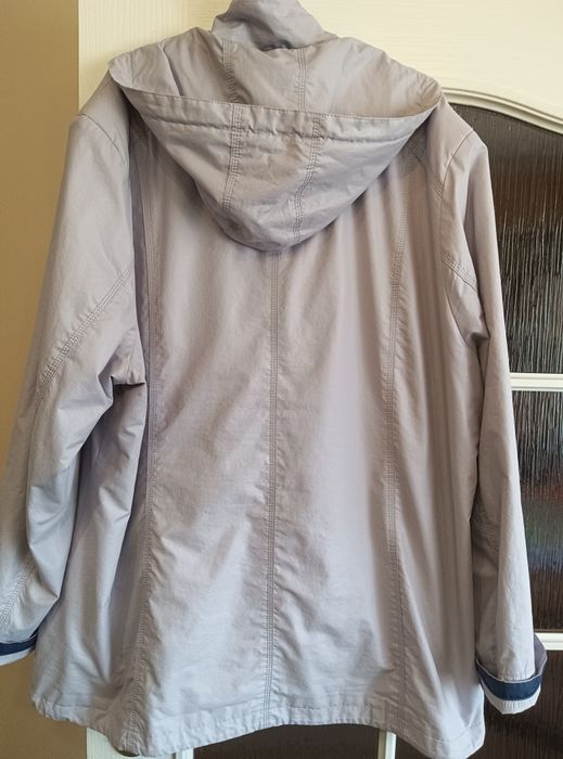 Вітровка великого розміру 66-68( фабрична)