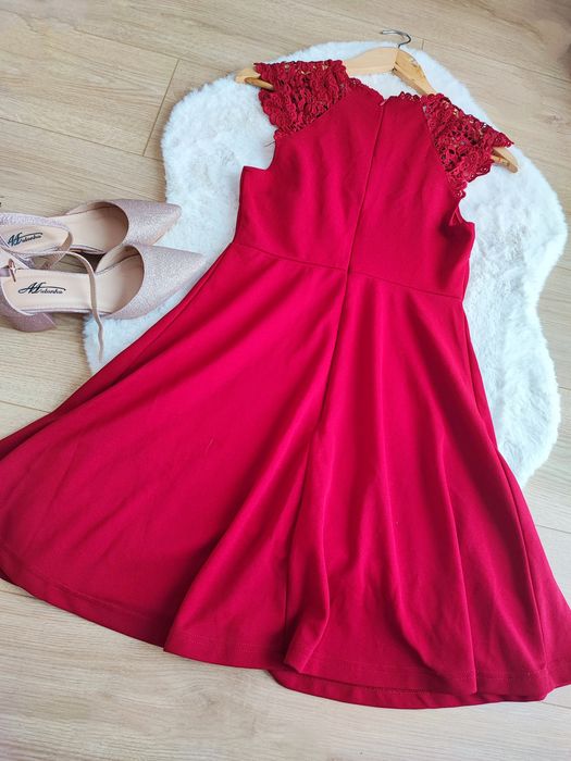 Czerwona elegancka sukienka S36 święta sesja wesele