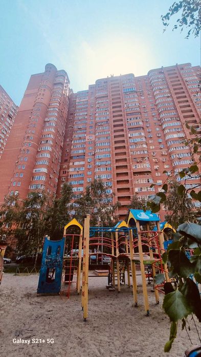 Продам помещение 177 кв.м. на ул.Анні Ахматовой 13,Позняки