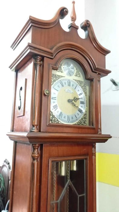 Relógio de pêndulo.