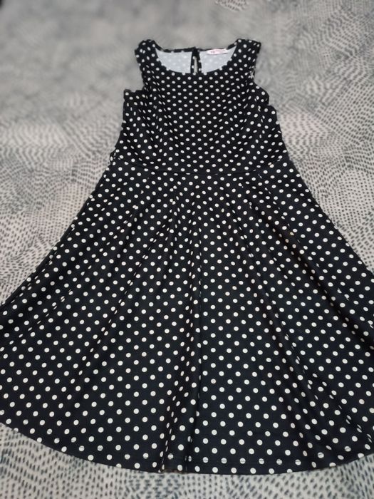 Roupa de criança e senhora