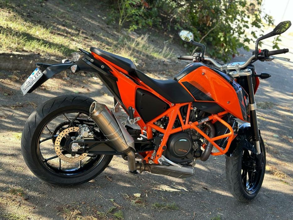 KTM DUKE 690 в доброму стані
