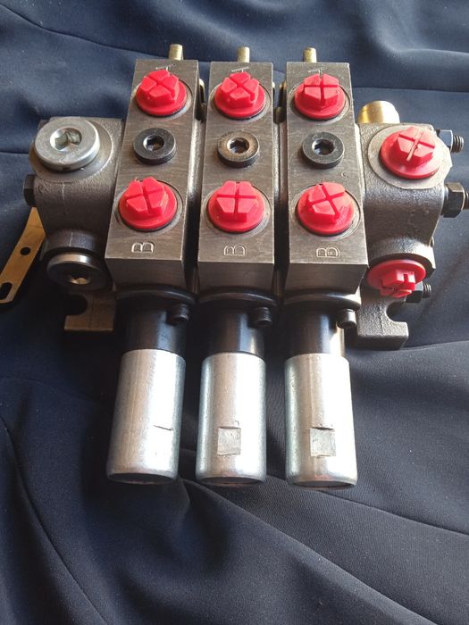 Гідророзпределітель мрс70.4/1.111