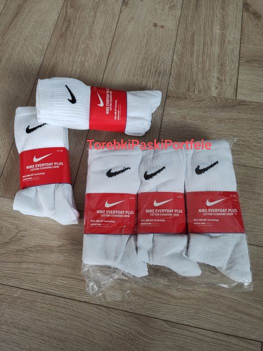 Nowe męskie skarpetki NIKE.