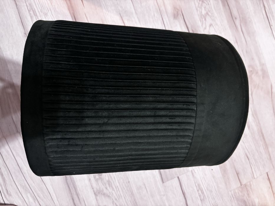 Pufa welurowa zielona