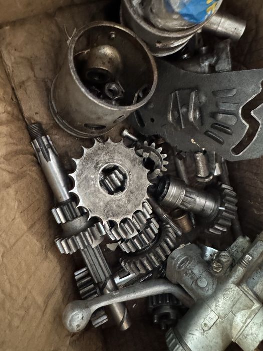 Коробка для мотоцыкла чезет 12 вольт