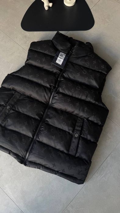 Безрукавка Louis Vuitton чорна | чоловіча S–XXL