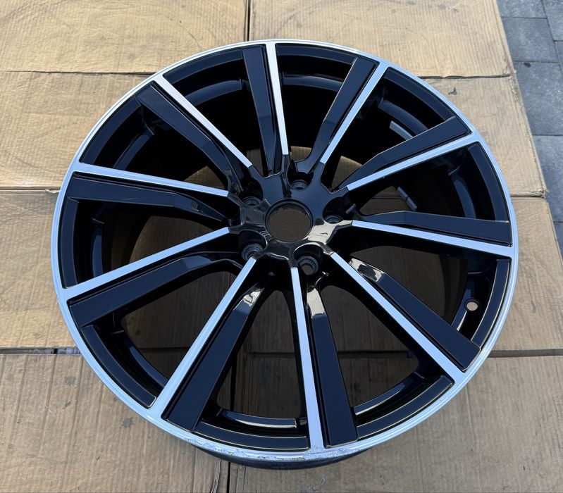 Oryginalna Felga Seat 19" 8J ET50 5X112 5F0.071.499A