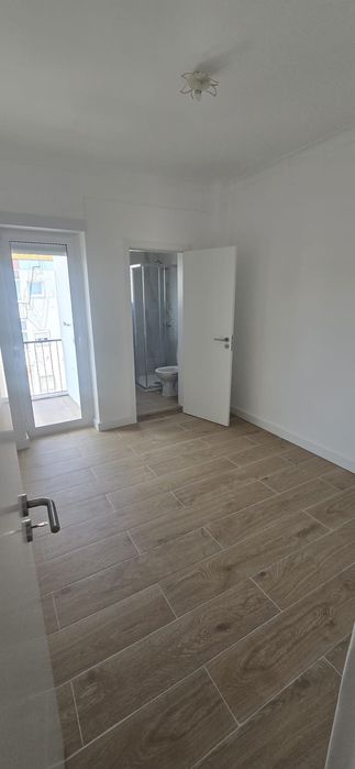 Apartamento T4 Corroios