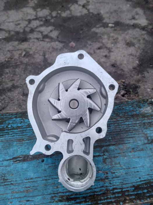 Chery EASTAR Насос водяной (помпа) 2.0L 2.4L THERMOTEC на Chery EASTAR