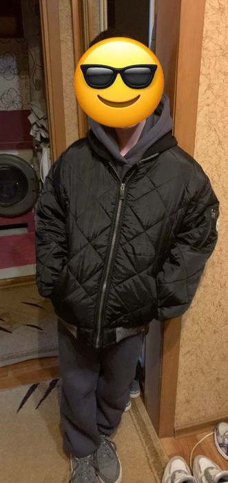 Стьоганий бомбер 158р,