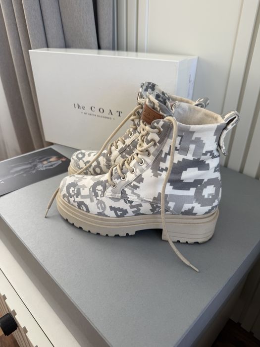 The Coat ьотинки  розмір 36