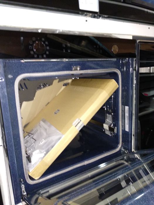 OUTLET Janki ul Wspólna 6 Piekarnik SAMSUNG NV75N5641RB