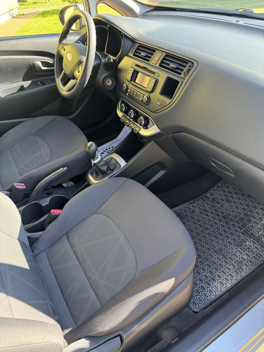 Kia rio 2012   1.1crdi