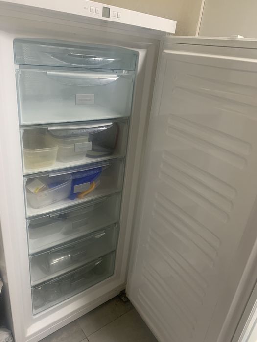 Срочно Морозильная камера LIEBHERR G3013