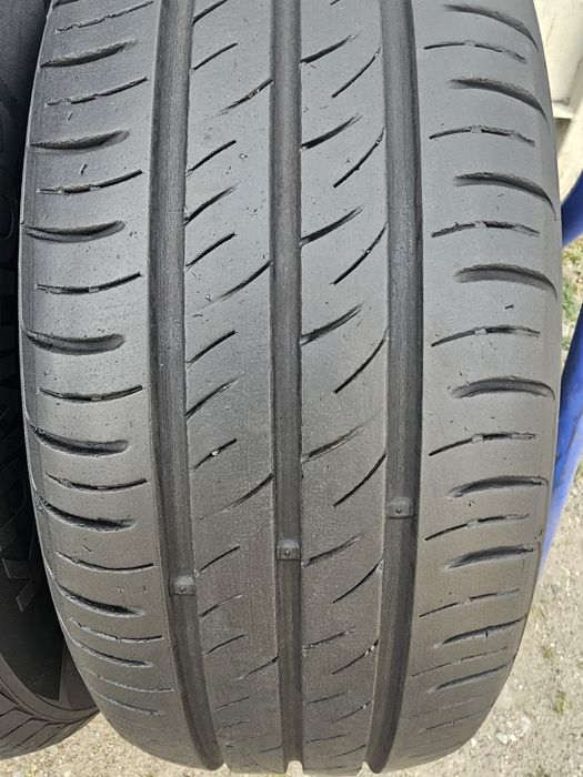 185/60R15 84H Kumho Ecowing Es01