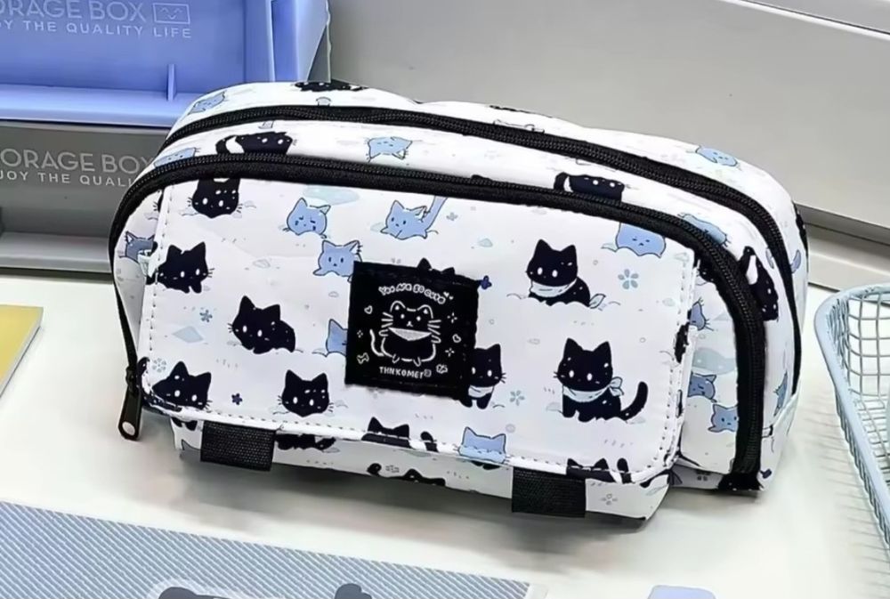 Пенал с котиками