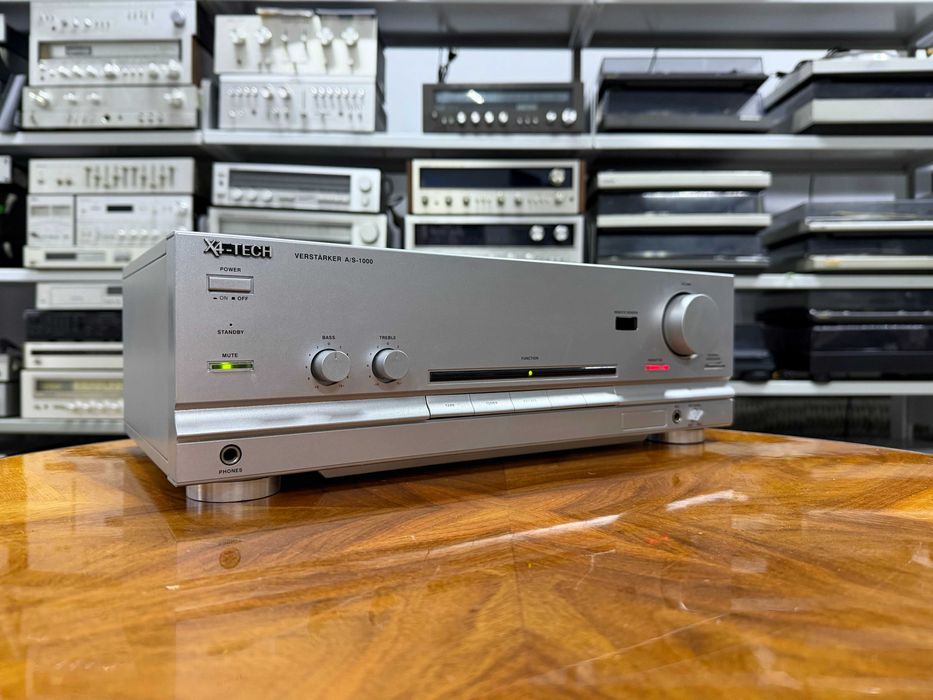 Tani wzmacniacz X4-Tech A/S-1000 Audio Room
