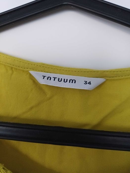 Bluzka damska marki Tatuum r. 34.
