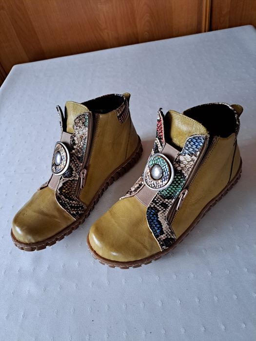 Skórzane buty rozmiar 39 firmy GmbH wkladka 25cm