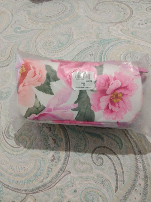 Bolsa de maquilhagem Vitória Secret Bombshell floral