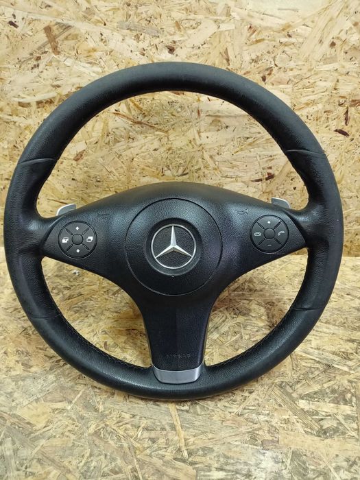 Mercedes W204 C-klasa kierownica multifunkcja chrom łopatki automat