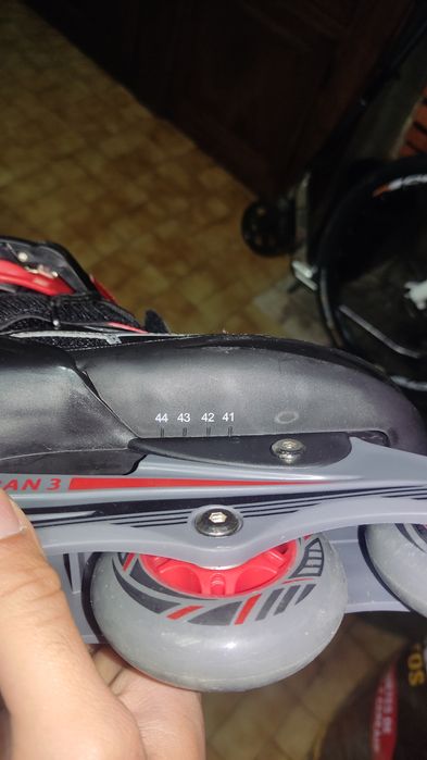 Vendo patins em linha64564144053378123