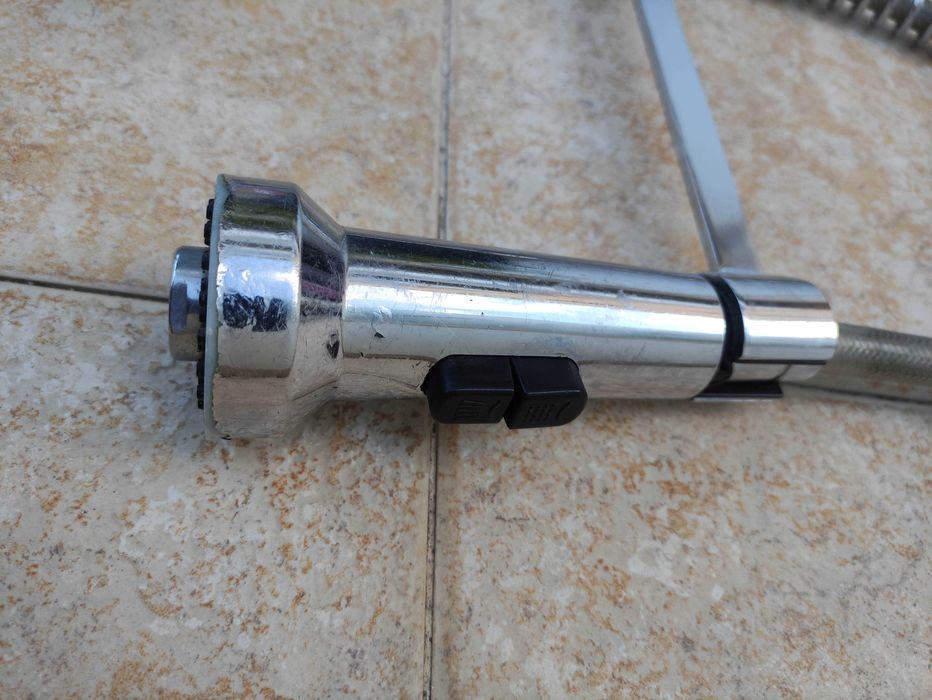 Torneira de cozinha extensível
