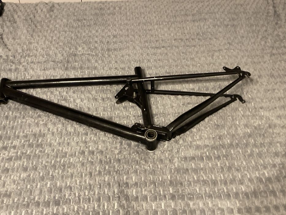 Rama rowerowa slopestyle dirt full