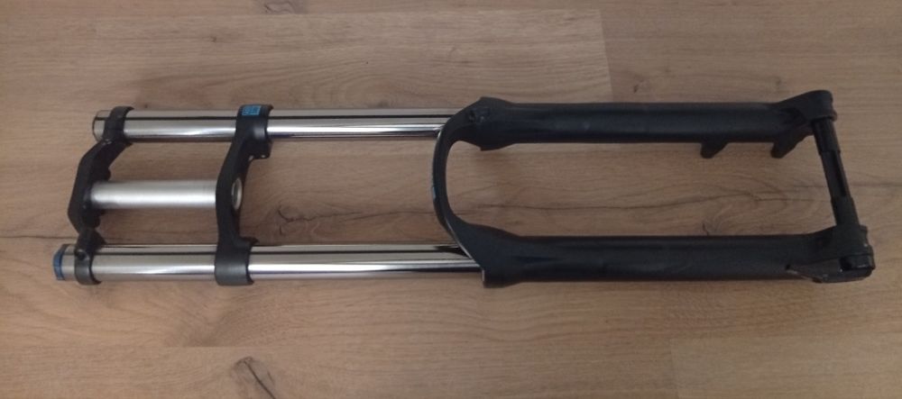 Suspensão Rockshox DH 27.5