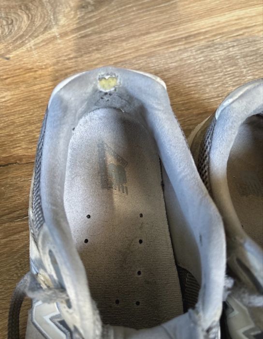 Buty new balance 2002r rozmiar 43