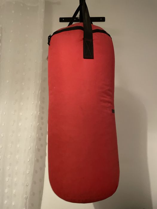 Vendo Saco de Boxe Com Suporte
