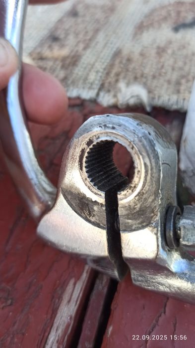 Продам ніжку перемикання передач Іж ( Юпітер, Планета)