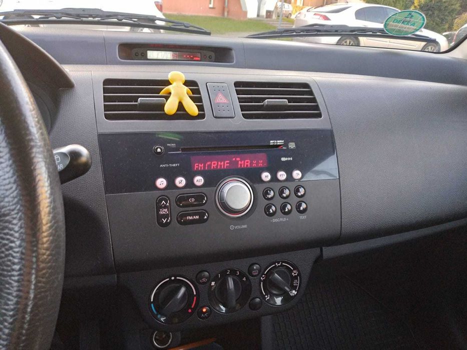 Sprzedam Suzuki Swift 1.3 DDiS GLX Comfort