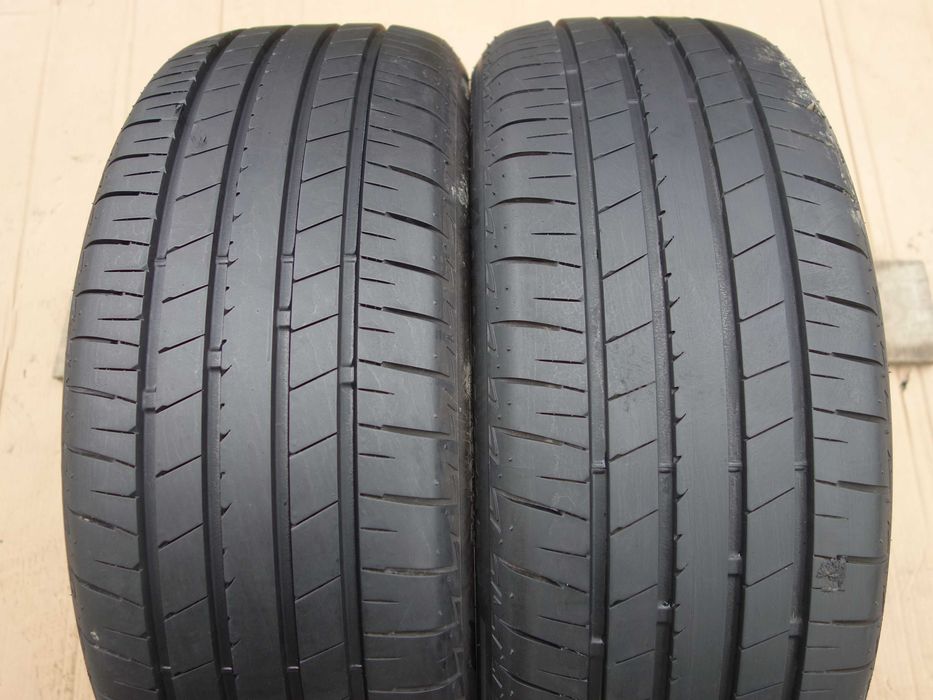 Opony 225/45/19 BRIDGESTONE 2 Sztuki