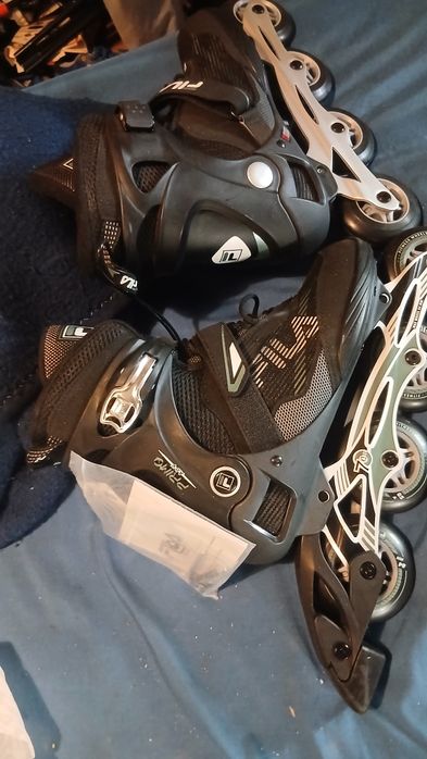 Patins novos e exc.