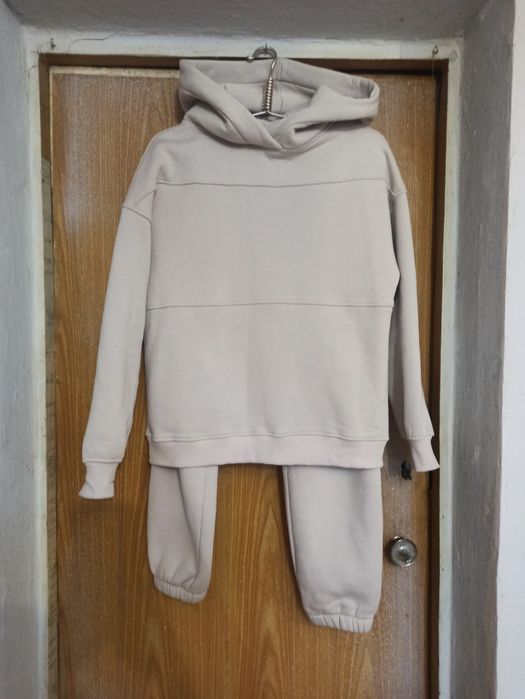 Продам теплі костюми, жіночі, модель оверсайз, кофта об'ємна