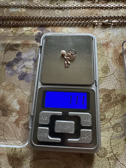 Продам цепь и цепочки кулоны из золота 585 пробы