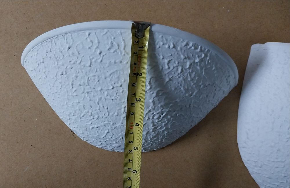 Apliques de parede em gesso