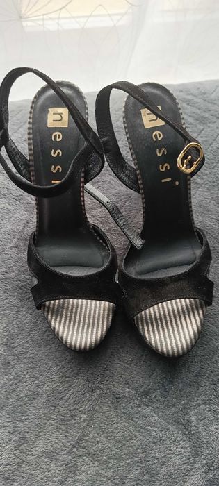 Buty szpilki czarne 37