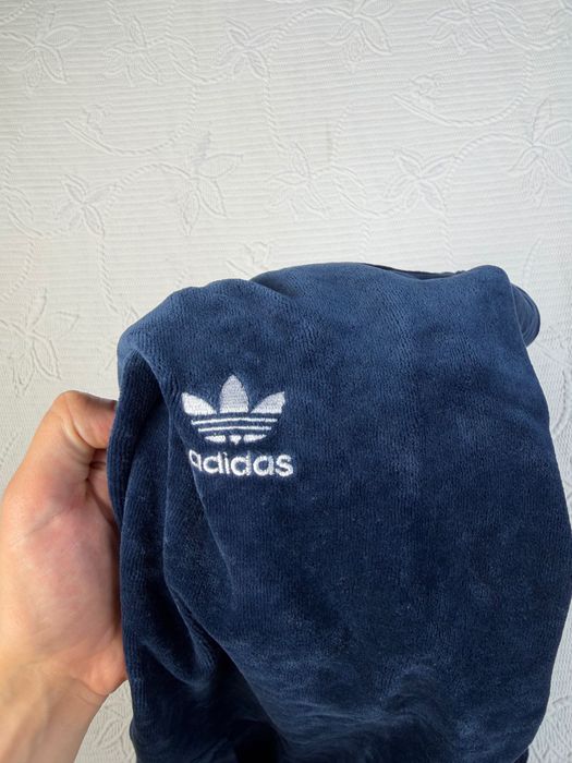 Welurowa Bluza Adidas Small Logo 285