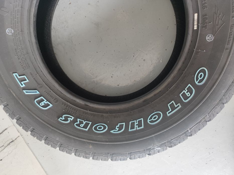 2 pneus Novos 235-70R16 - Oferta da entrega em todo o pais