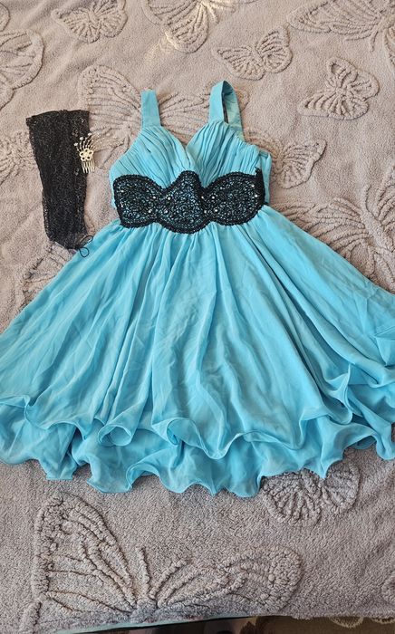 Вечірні сукні дві за однією ціною