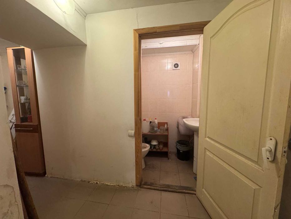 Продаю помещения на Никольской и1