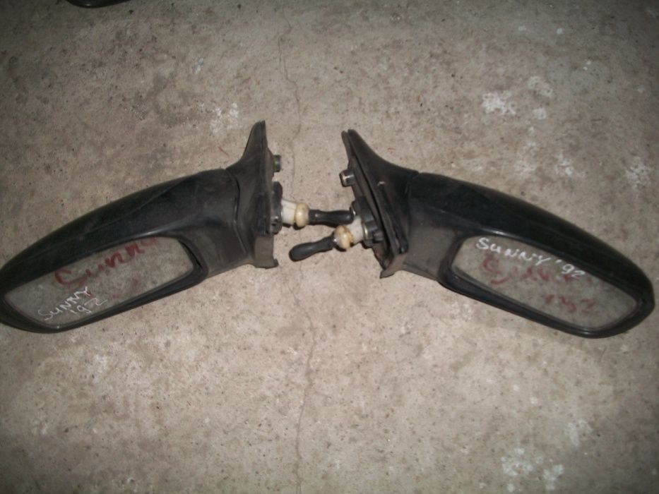 Зеркало Nissan Micra Sunny Bluebird Vanette Primera